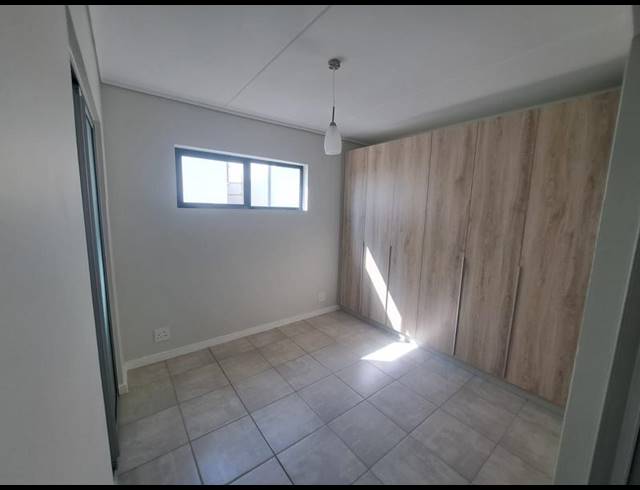 1 BEDROOM APARTMENT FOR SALE IN MOOIKLOOF